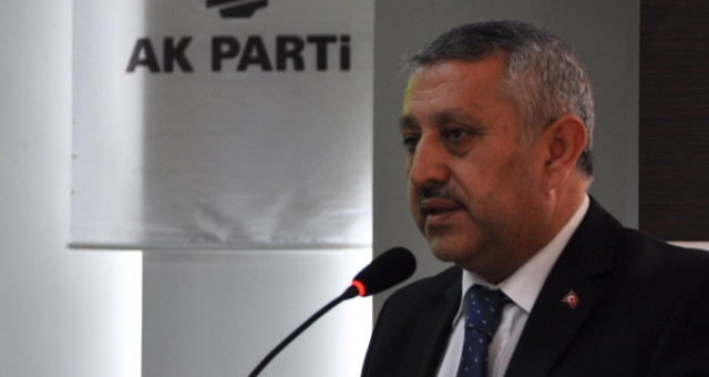 AK Parti Afyonkarahisar Belediye Başkan Adayı Mehmet Zeybek Kimdir